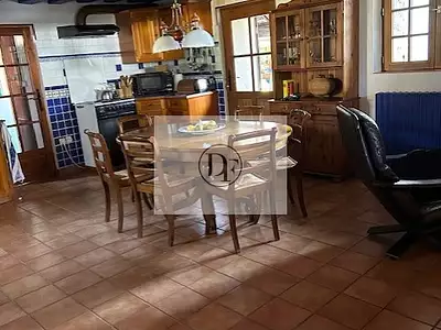 Maison, 195 m²