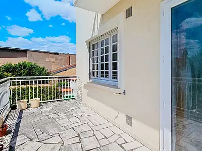 Maison, 196 m²