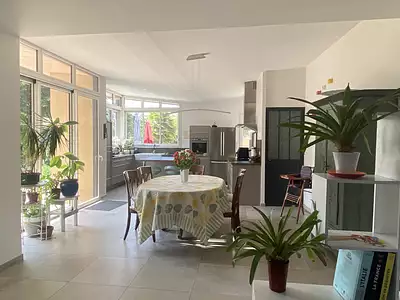 Maison, 245 m²