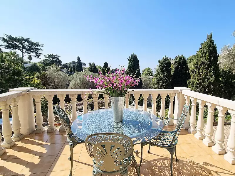 Maison, 530 m²