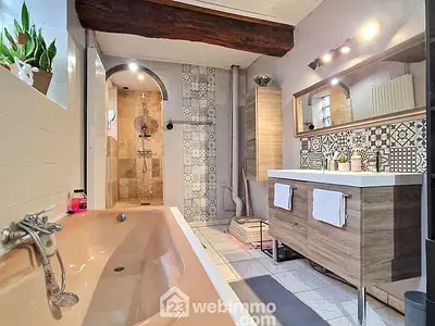 Maison, 236 m²