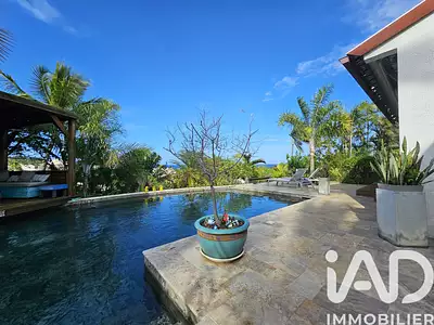 Maison, 141 m²
