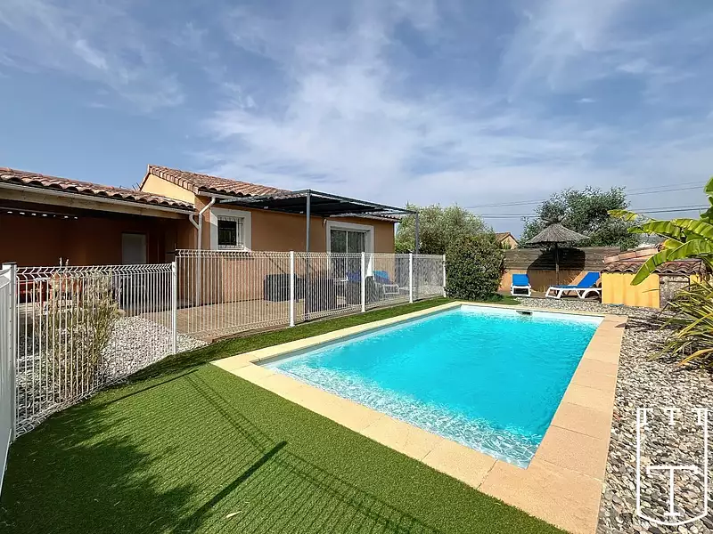Maison, 240 m²