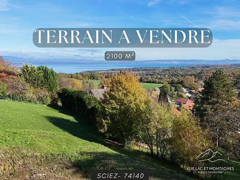Terrain, 2 100 m²