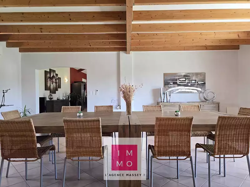 Maison, 211,82 m²