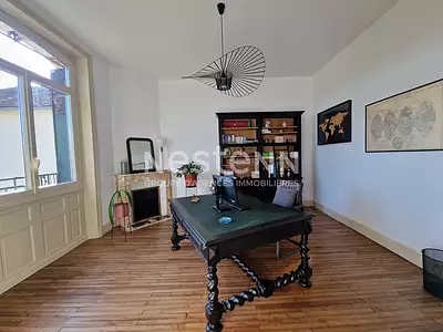 Maison, 225 m²
