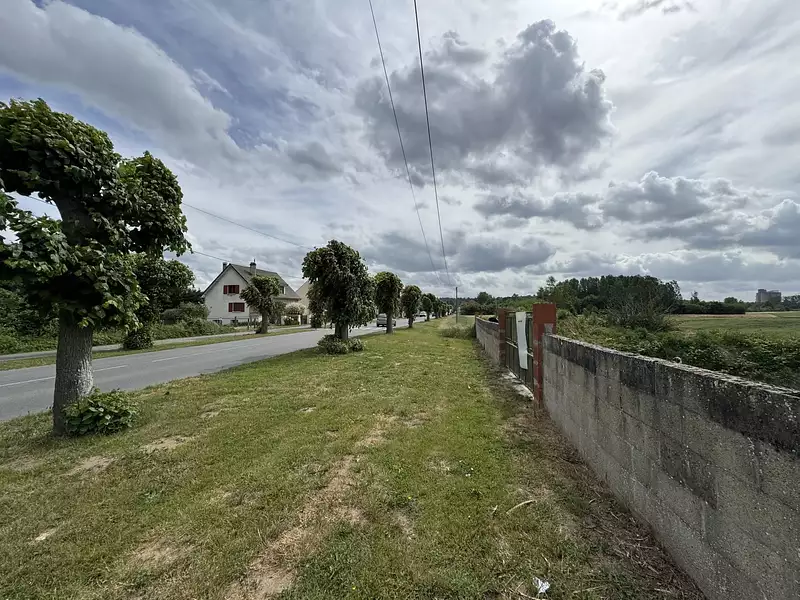 Terrain, 639 m²