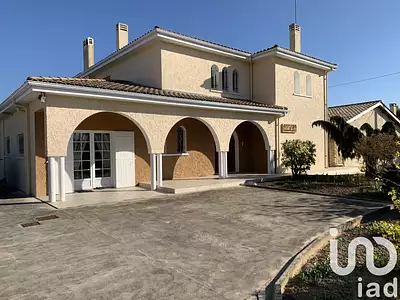 Maison, 260 m²