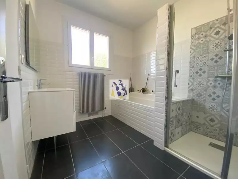 Maison, 209 m²