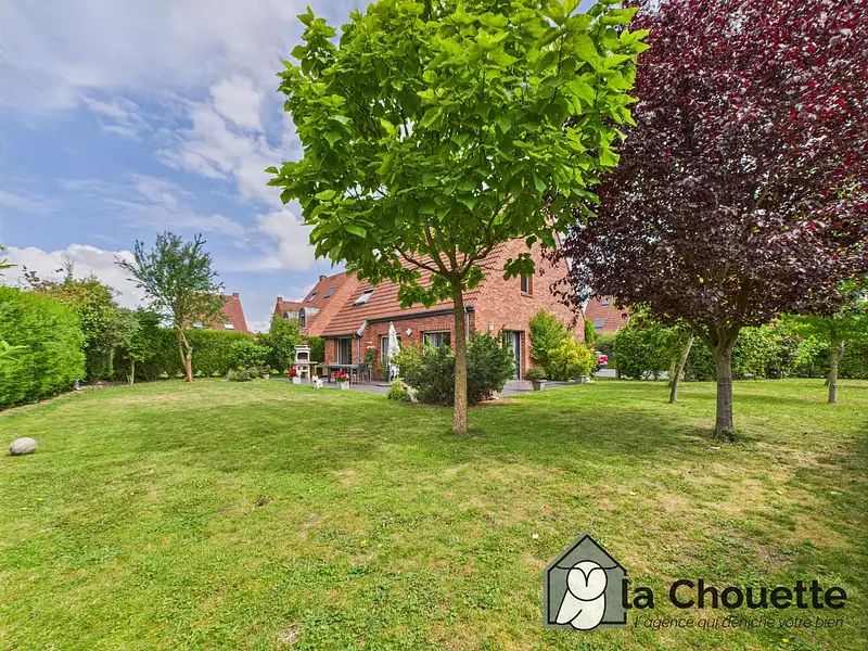 Maison, 166 m²