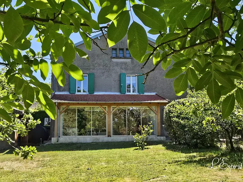 Maison, 280 m²