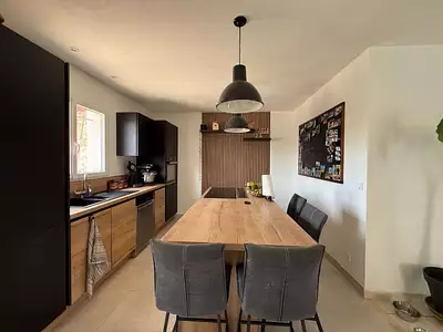 Maison, 121 m²