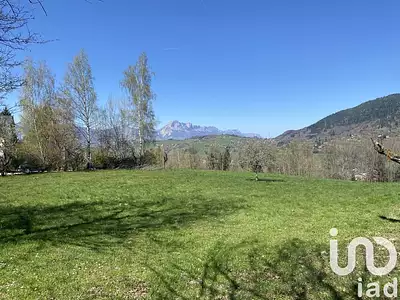 Terrain, 879 m²