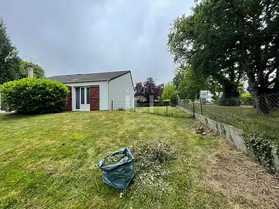 Terrain, 216 m²