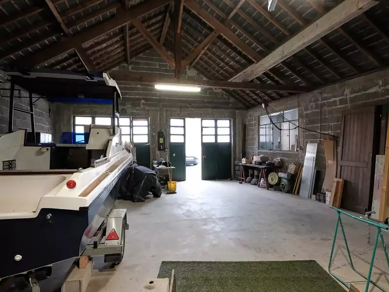 Parking, 86 m²