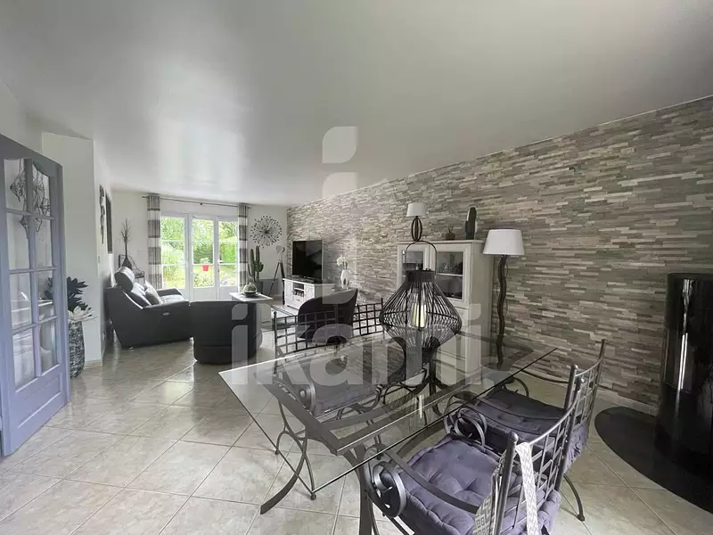 Maison, 128 m²