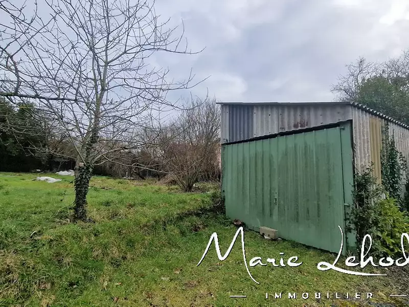 Terrain, 882 m²