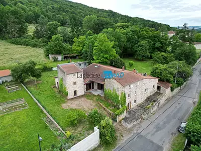 Maison, 335 m²