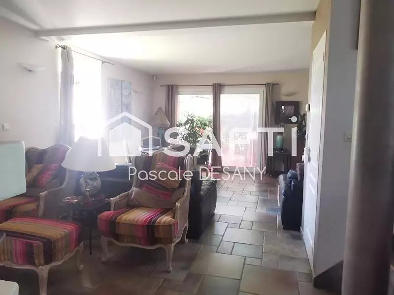 Maison, 206 m²
