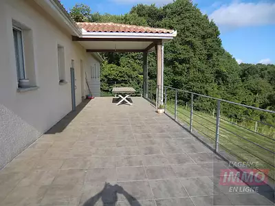 Maison, 275 m²