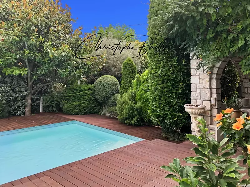 Maison, 190 m²