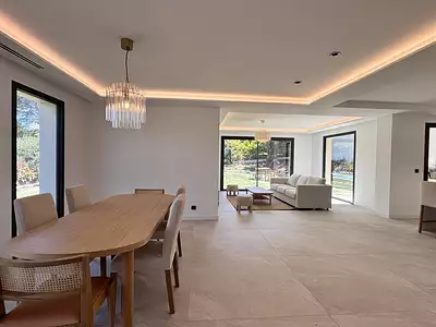 Maison, 147 m²