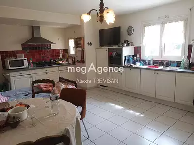Maison, 188 m²