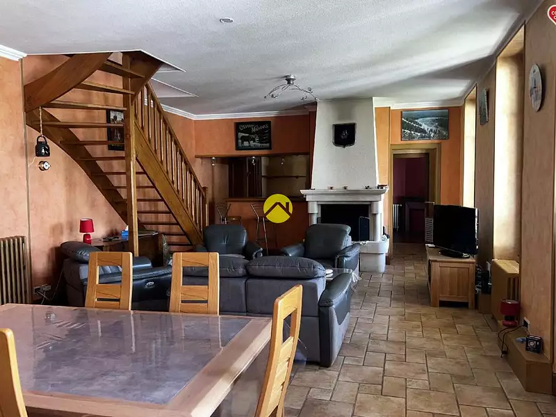 Maison, 170 m²