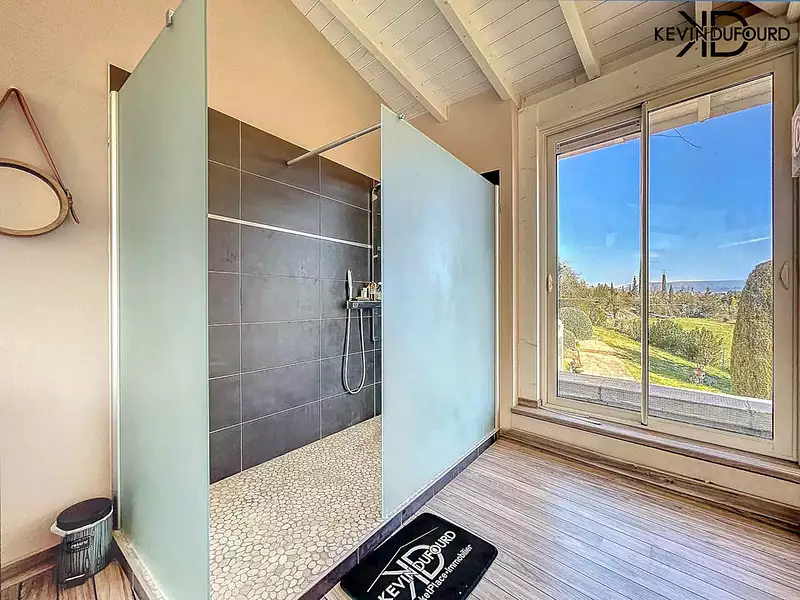 Maison, 285 m²