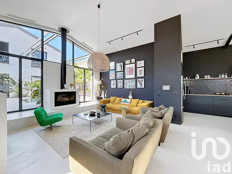 Maison, 227 m²
