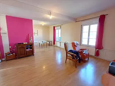 Immeuble, 166 m²