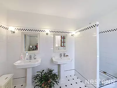 Maison, 403 m²