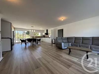 Maison, 122 m²