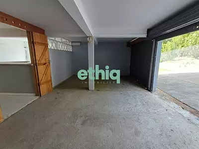 Maison, 225 m²