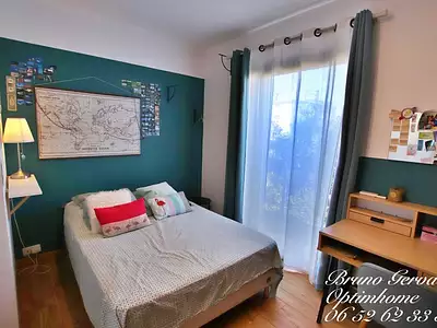Maison, 215 m²