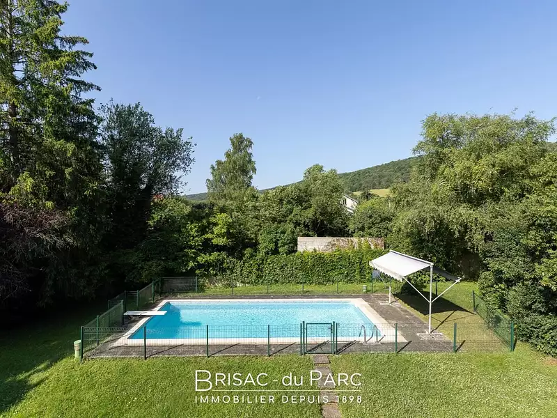 Maison, 180 m²