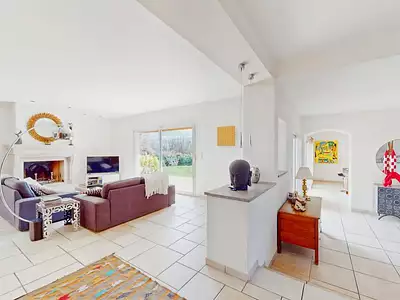 Maison, 235 m²