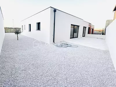 Maison, 94 m²