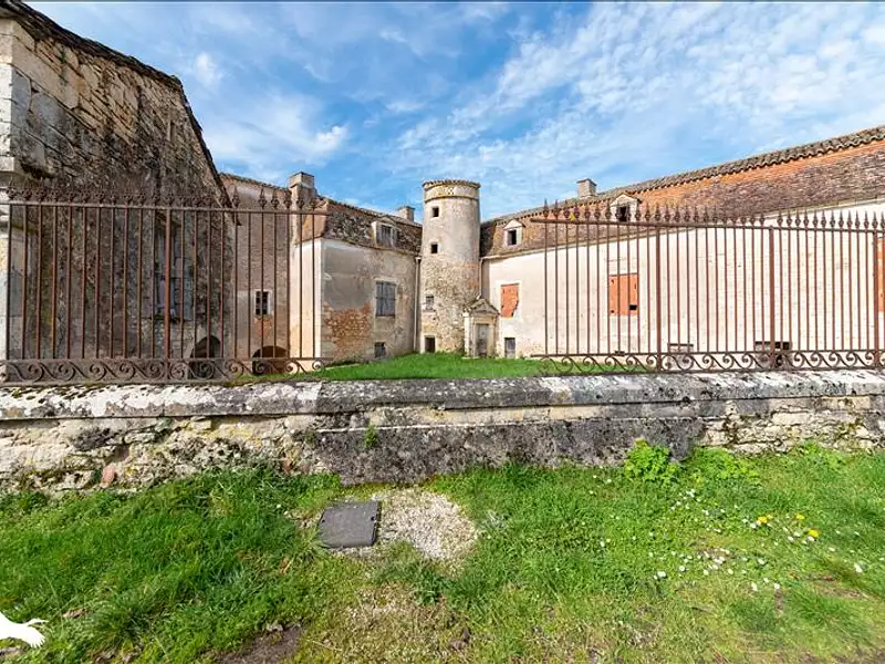 Maison, 600 m²
