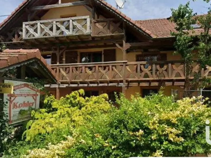 Immeuble, 361 m²