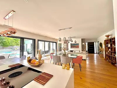 Maison, 170 m²
