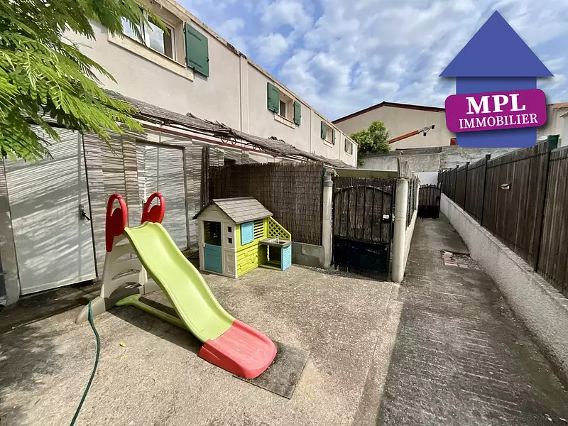 Immeuble, 1 034 m²