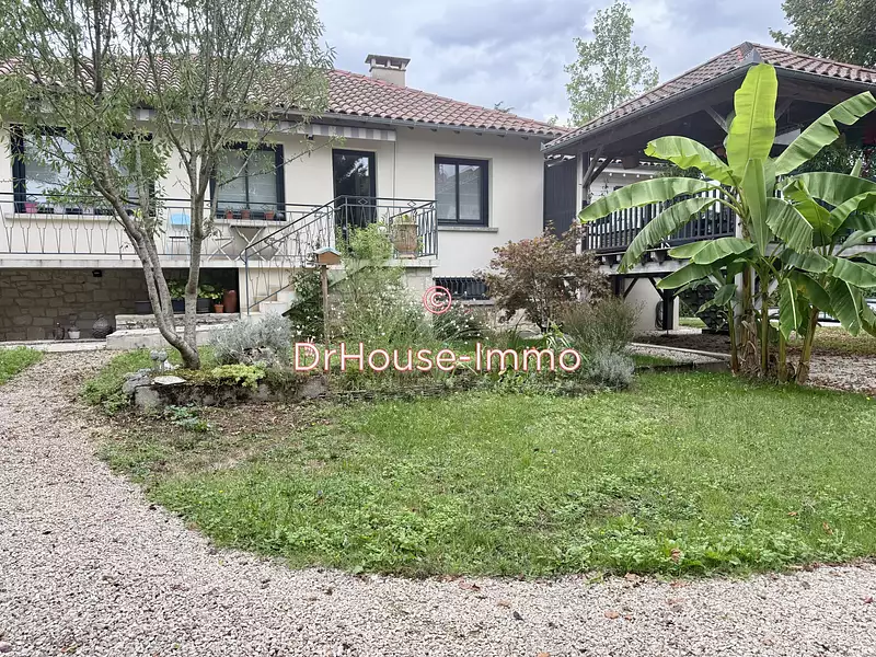Maison, 180 m²