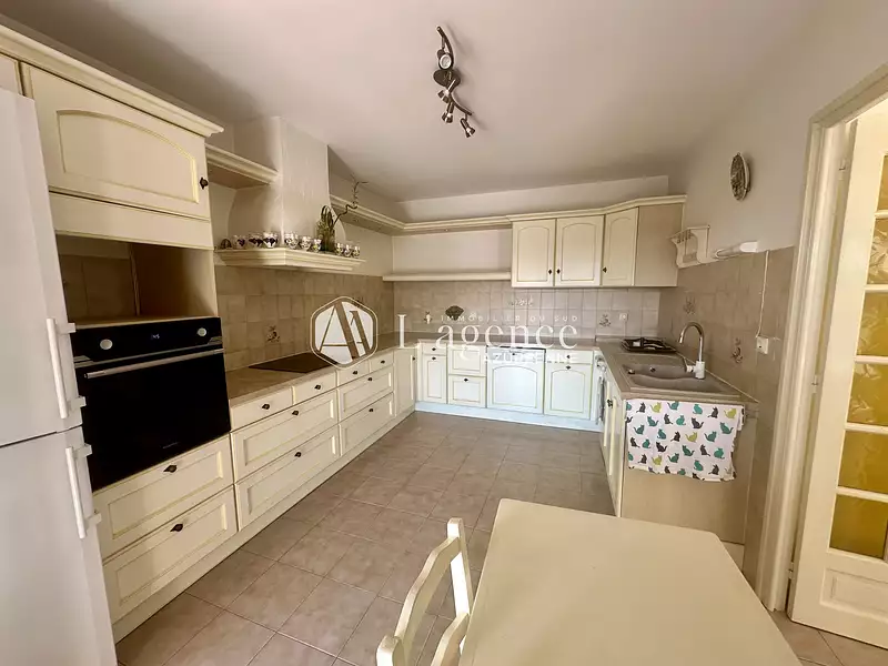 Maison, 130 m²
