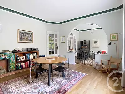 Maison, 271,35 m²