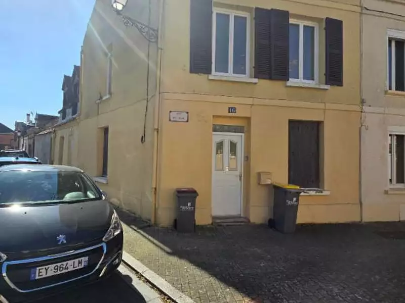 Immeuble, 170 m²