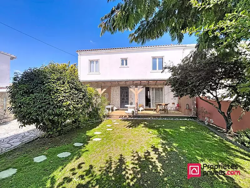 Maison, 174 m²