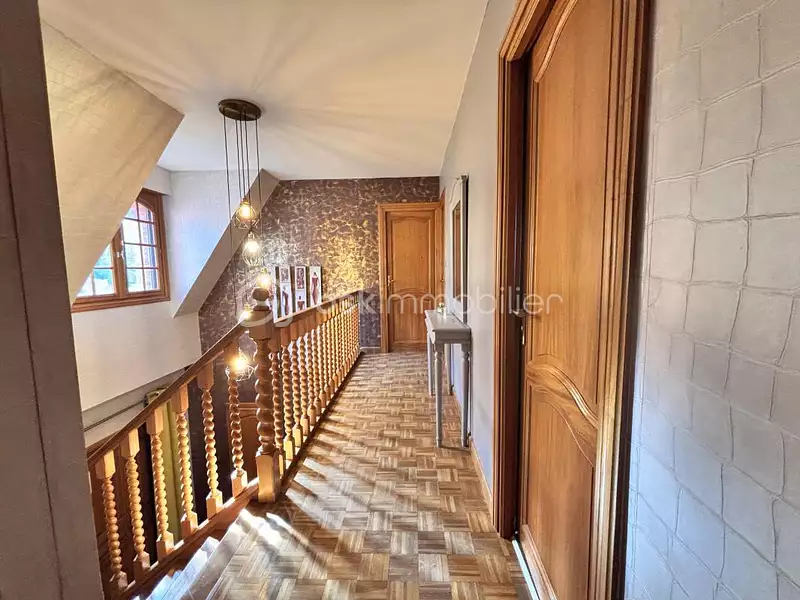 Maison, 199 m²
