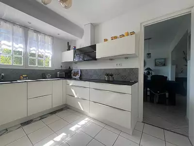 Maison, 142 m²