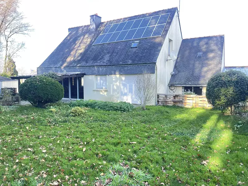 Maison, 235 m²